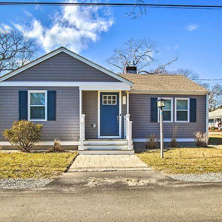 Updated Buzzards Bay Beach Cottage Walk To Shore! Bourne Eksteriør bilde