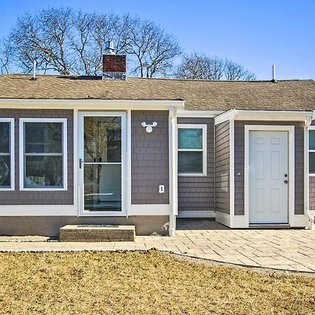 Updated Buzzards Bay Beach Cottage Walk To Shore! Bourne Eksteriør bilde