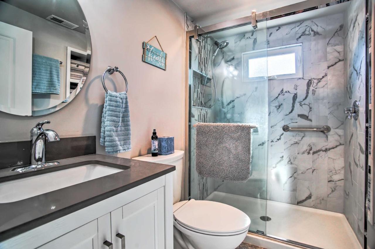 Updated Buzzards Bay Beach Cottage Walk To Shore! Bourne Eksteriør bilde