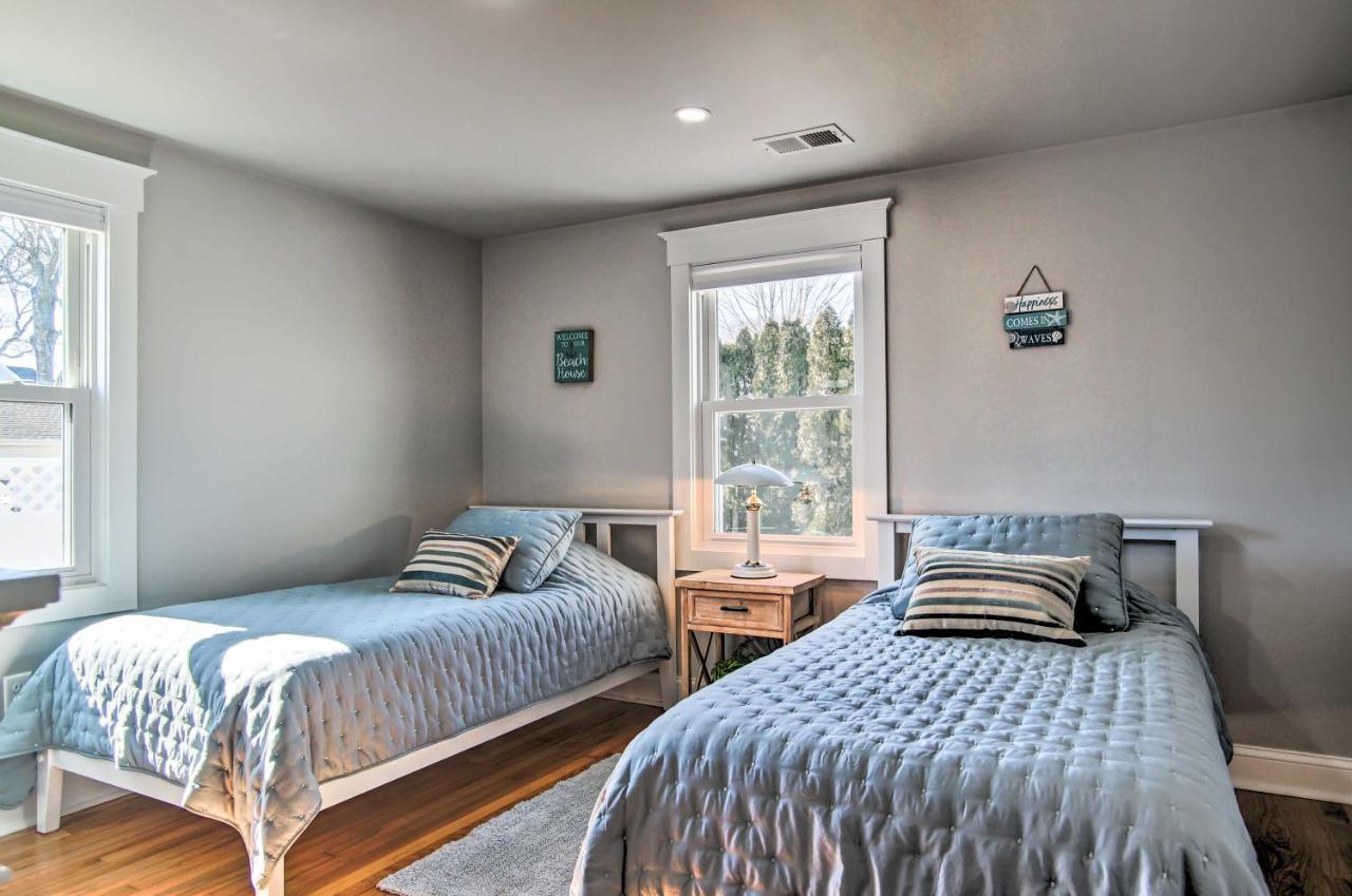 Updated Buzzards Bay Beach Cottage Walk To Shore! Bourne Eksteriør bilde