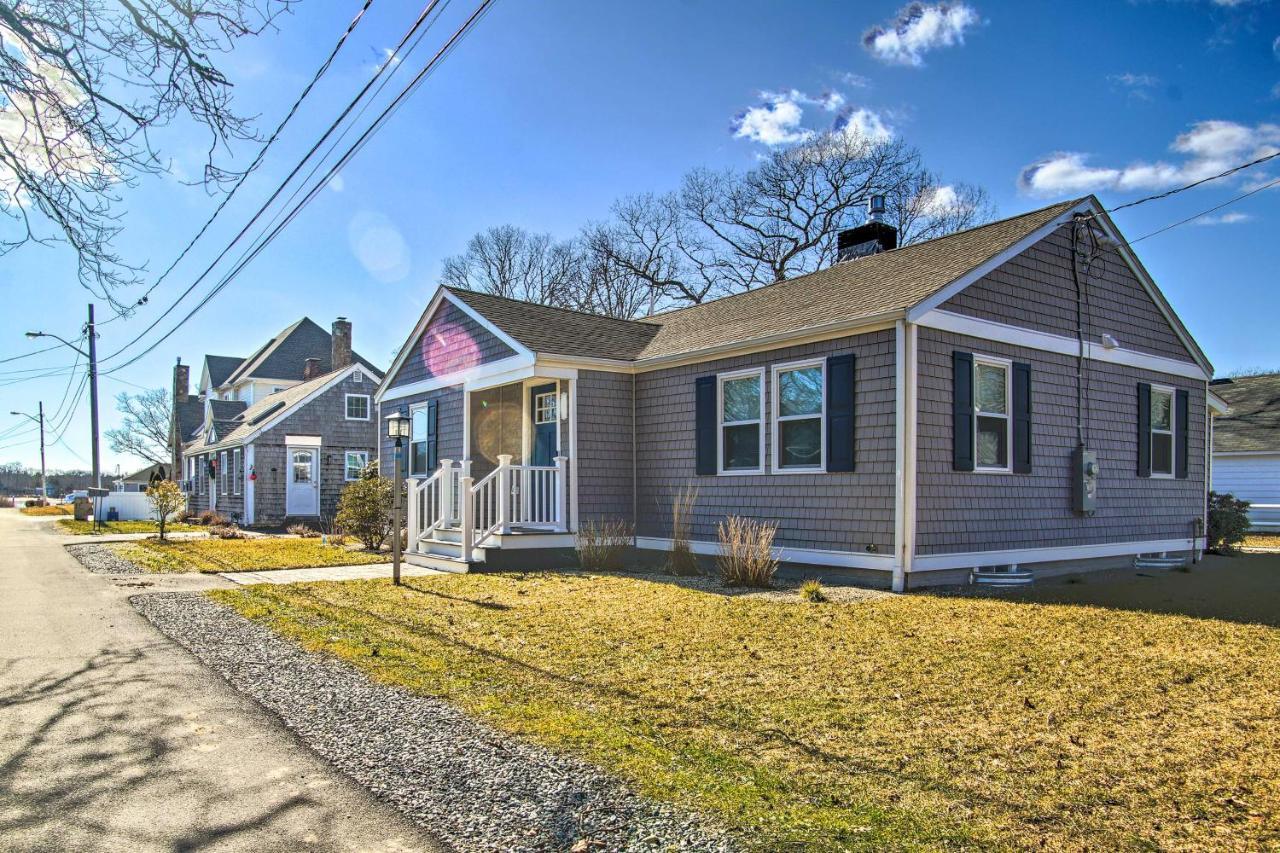 Updated Buzzards Bay Beach Cottage Walk To Shore! Bourne Eksteriør bilde